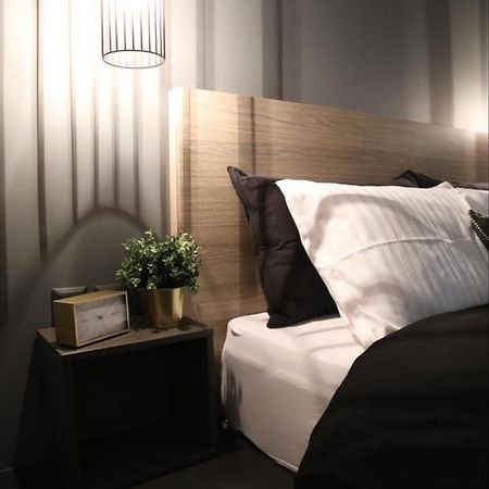 Super Stylish Apartments In The Heart Of Athens! Eksteriør billede